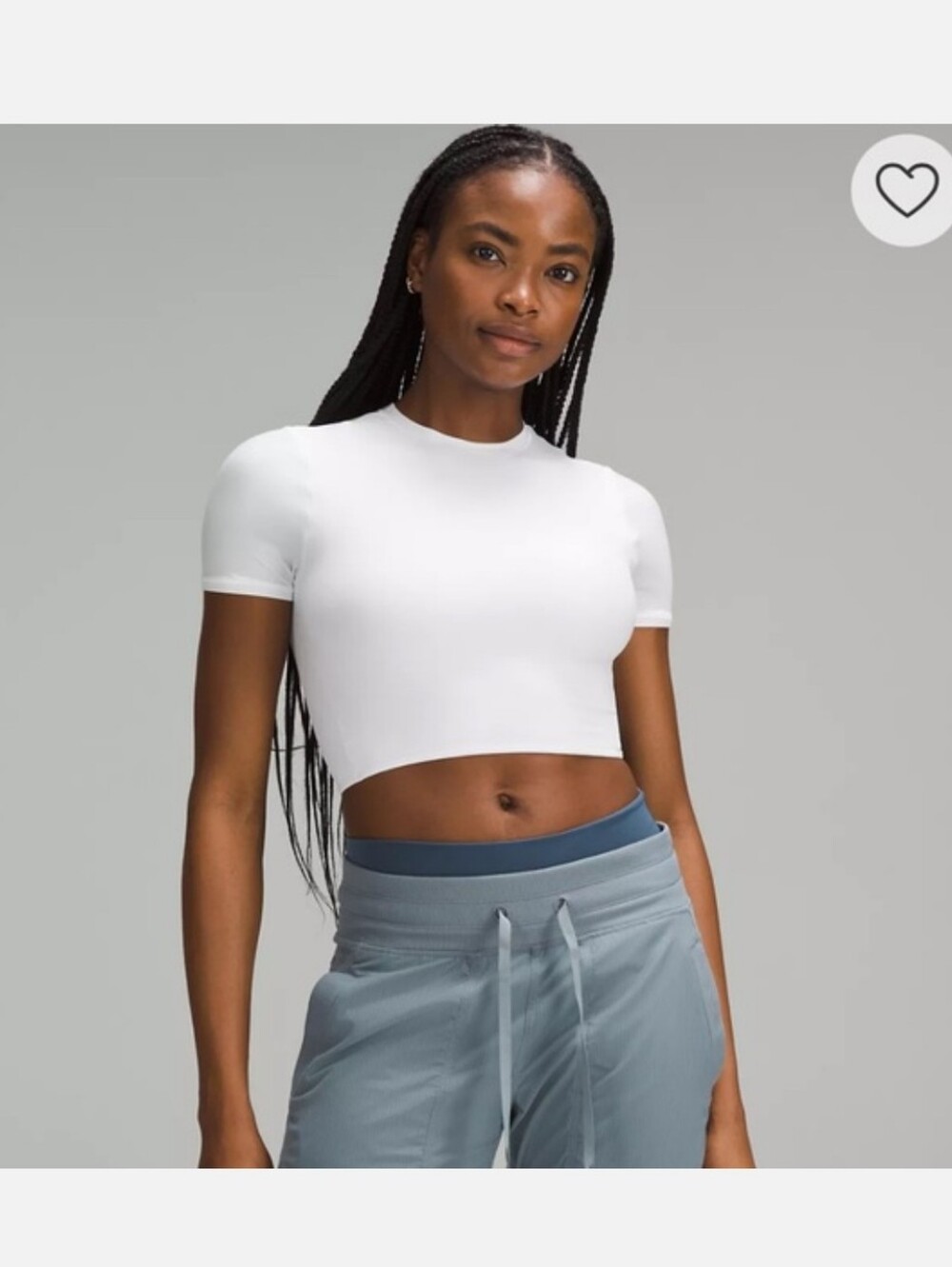 NWT LULULEMON NULU CROPPED TSHIRT IN WHITE